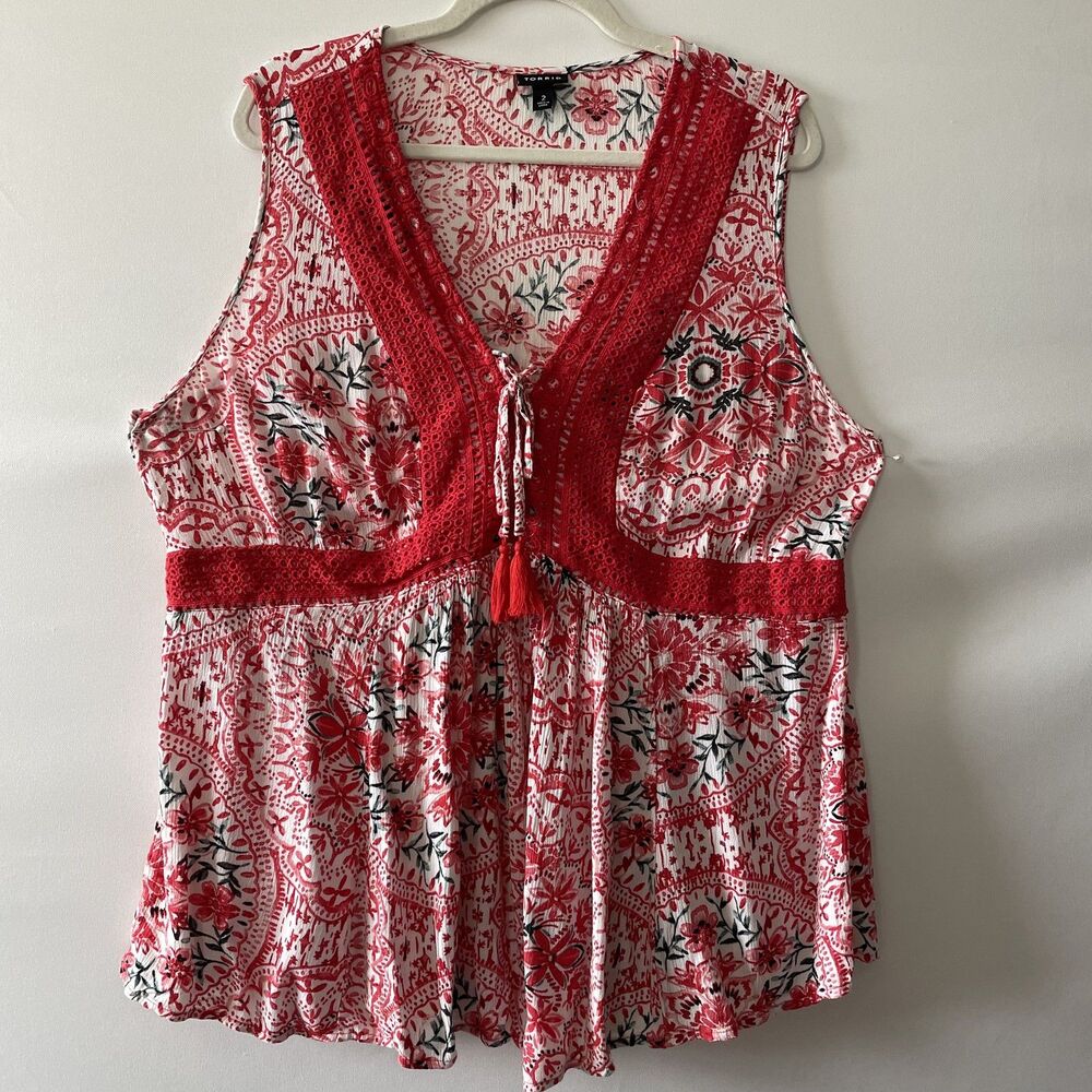 Torrid Sleeveless Blouse Floral Red White Rayon Women Size 2, 2X